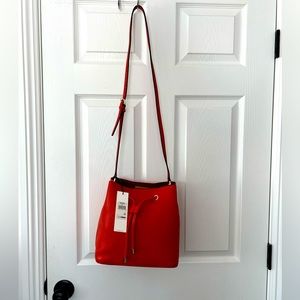 NWT Calvin Klein Women's Gabrianna Novelty Bucket Shoulder Bag
